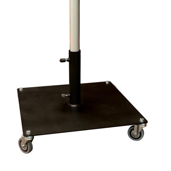 doughty tank trap with castor wheels with tube in receiver