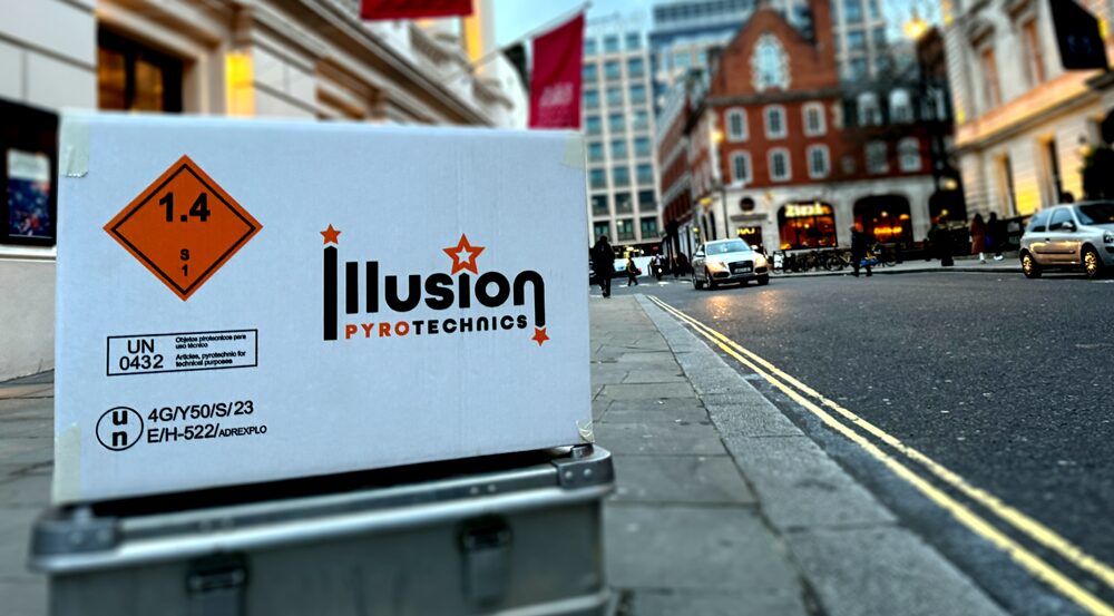 Illusion pyrotechnics fast next day shipping to London and the UK in EU compliant packaging, outside venue