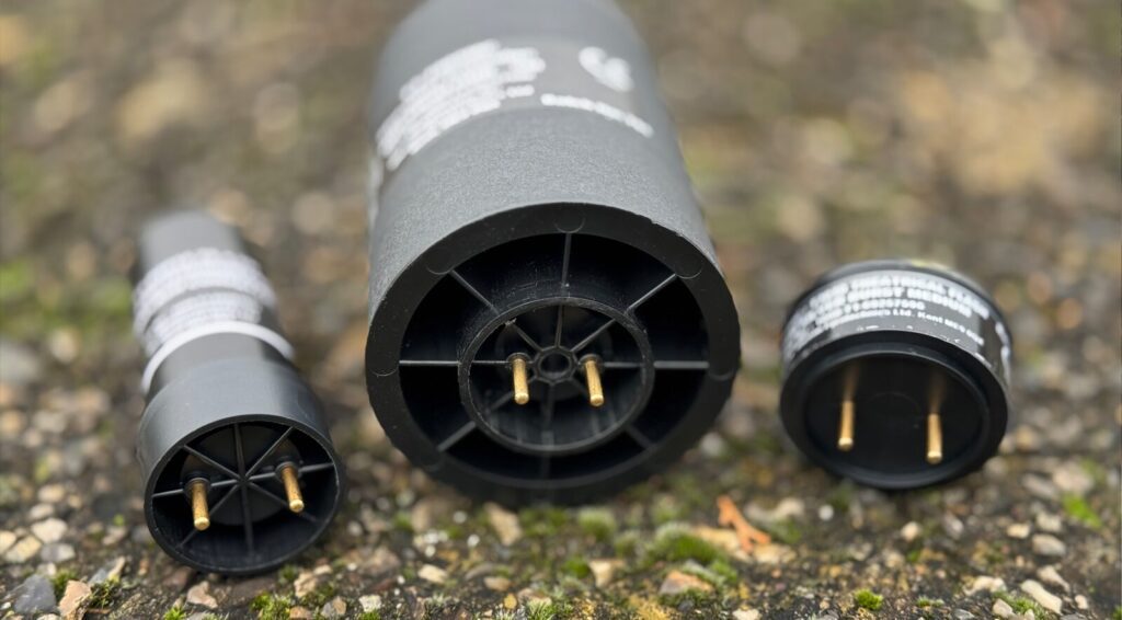 Illusion pyrotechnics conductive and reliable Le Maitre compatible flash, and confetti cartridges