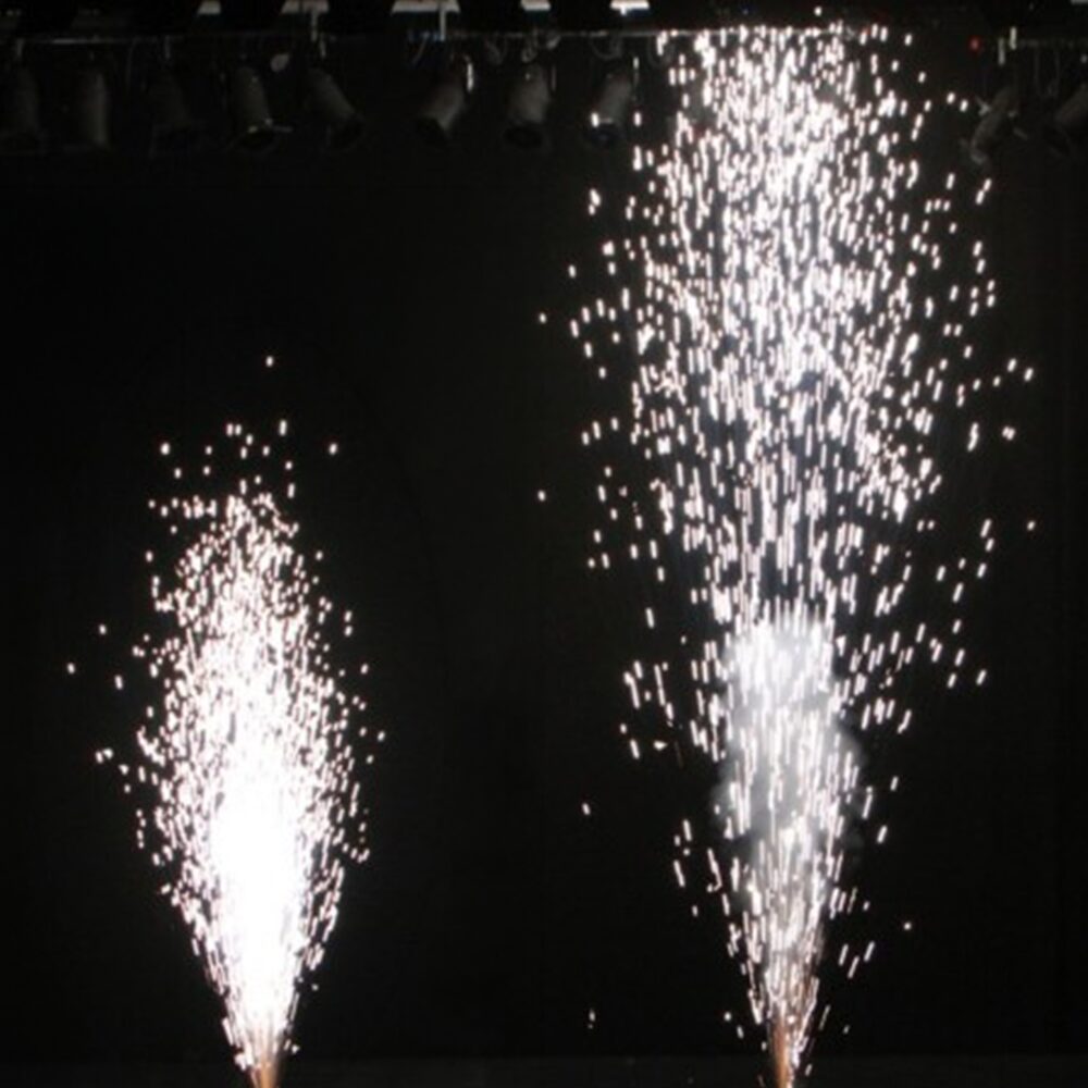 Le maitre pyroflash silver jets showing two different heights